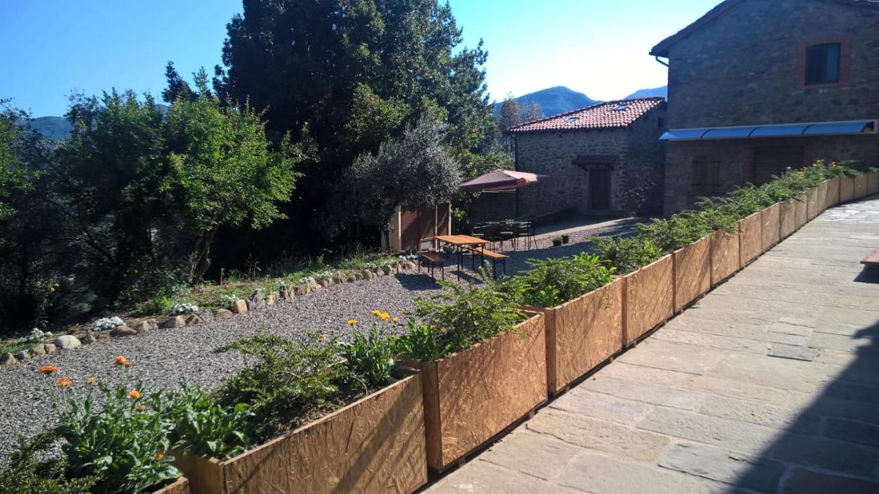 Agripodere Il Falco Pontremoli Luaran gambar